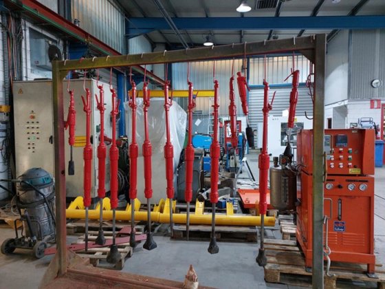 长于 ±600mm 的气动砂夯，宽度