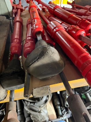 长于 ±600mm 的气动砂夯，宽度