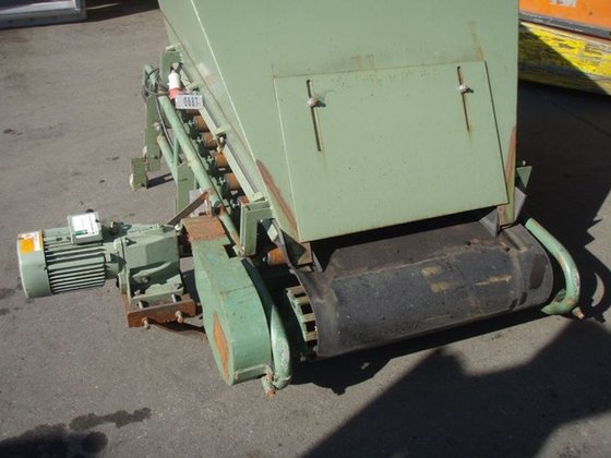 卸料带，1550 毫米 x 780 毫米，带料斗