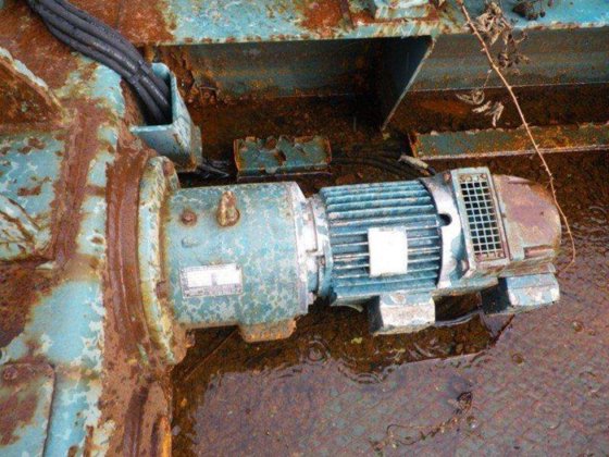 起重机桥架 25 +10 吨 DEMAG，18550