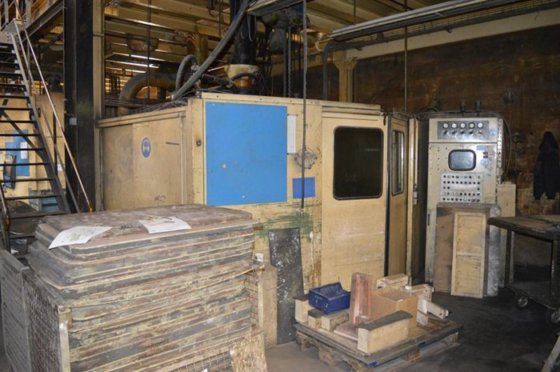 LAEMPE L40 型射芯机，射芯量 40 升