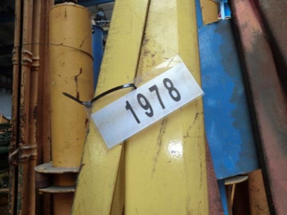 1985 ピラール回転クレーン ABUS 500 kg