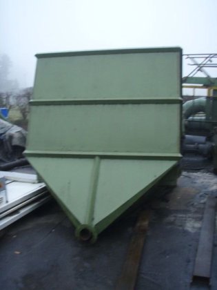 移动铰接臂螺杆式搅拌机 AXMANN，10 吨