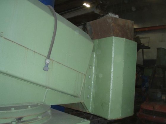 可動式多関節アームスクリューミキサー AXMANN, 10 t