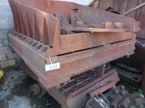 振动网格，1700 毫米 x 1610 毫米