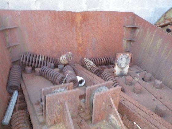 振动网格，1700 毫米 x 1610 毫米