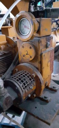 1997 带料斗的 2m³/h 螺旋搅拌机 IMF