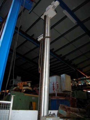 用于倾斜 VMI/ELTU 的升降柱