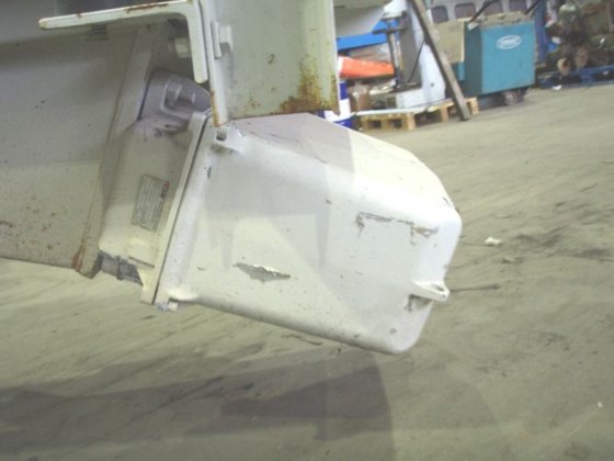 2008 磁性振动输送机，1700 毫米 x 510