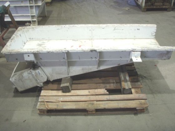 2008 磁性振动输送机，1700 毫米 x 510