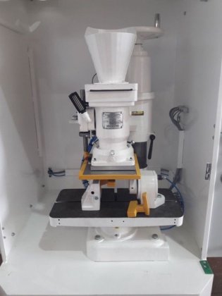 RÖPER H 1 经过大修和现代化改造，配备机舱