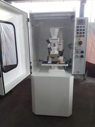 RÖPER H 1 经过大修和现代化改造，配备机舱