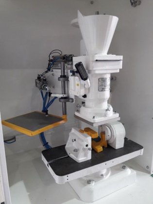 RÖPER H 1 经过大修和现代化改造，配备机舱