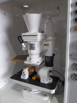 RÖPER H 1 经过大修和现代化改造，配备机舱