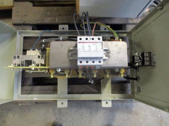 リフティングマグネット用制御装置 3.7 KVA