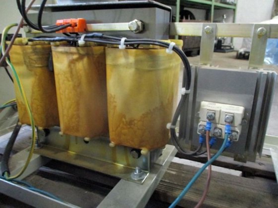 リフティングマグネット用制御装置 3.7 KVA