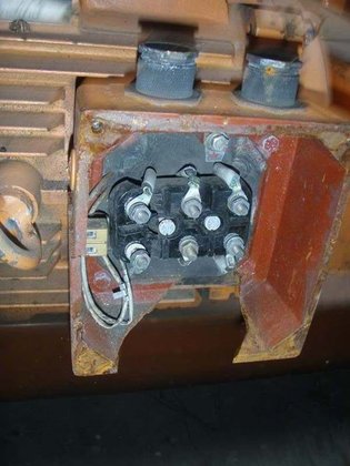 1999 仅混合螺杆呋喃，± 40 吨/小时