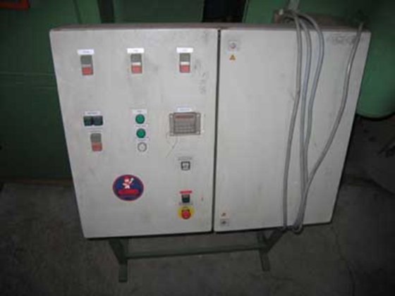 Automatische Sandstrahlanlage für Kleinteile, GLÄSNER,