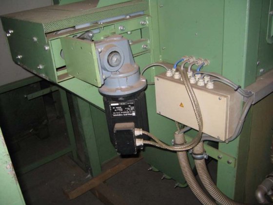 Automatische Sandstrahlanlage für Kleinteile, GLÄSNER,