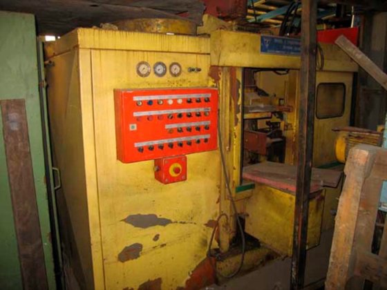 油圧式コアシューター、VOGEL & SCHEMMANN製、10 l