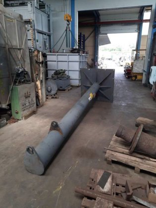 VETTER 500 千克柱式回转起重机