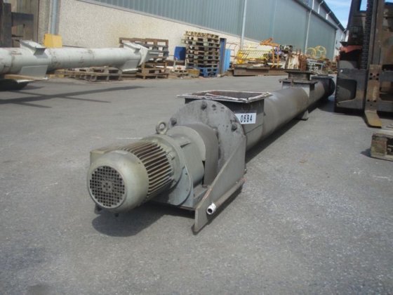 螺旋输送机 6050 毫米，直径 380 毫米