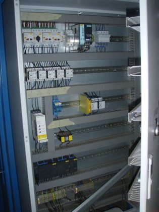 タンブルベルトショットブラスト機の完全オーバーホール 7,5 kW SCHLICK