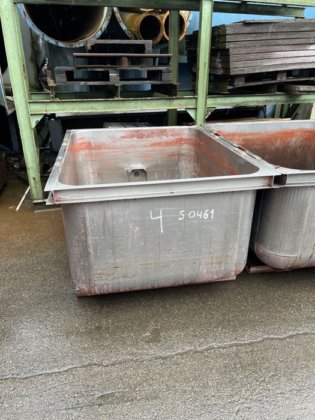 2001 不锈钢涂层盆 ±1.3 立方米