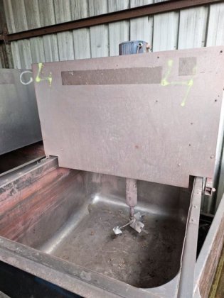 2001 不锈钢涂层盆 ±1.3 立方米