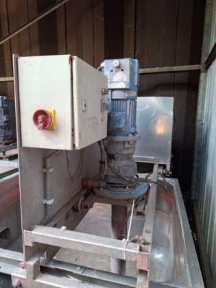 2001 不锈钢涂层盆 ±1.3 立方米