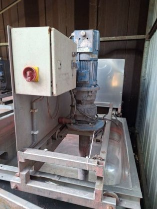 2001 不锈钢涂层盆 ±1.3 立方米