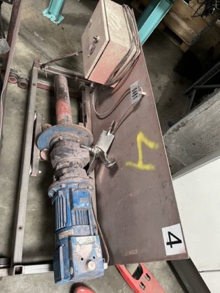 2001 コーティング水槽 ステンレス製 ±1,3m³