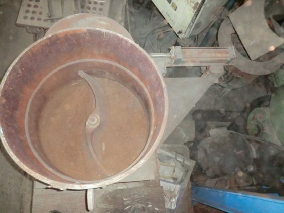 BAILLY 120 千克、80 升芯砂搅拌机