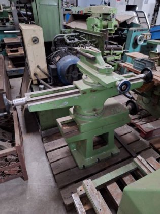 Torno de madera L.A.R.