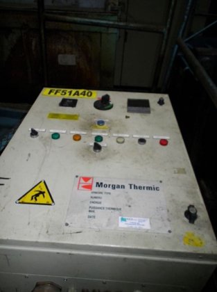 傾斜可能なアルミ溶解炉 MORGAN ± 600 kg、ガス加熱式