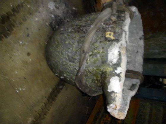 可倾斜式 MORGAN 铝熔炉，± 600 千克，气体加热