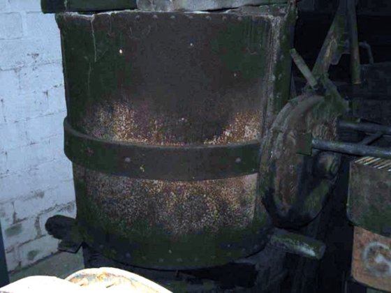 铸造浇桶 8 t，BAILLOT，带油浴齿轮箱