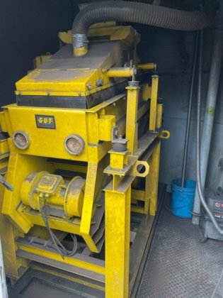 クロマイト砂分離プラント GUT.