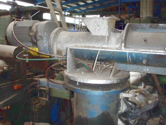 诺贝克搅拌机 ISS / Omega，± 3