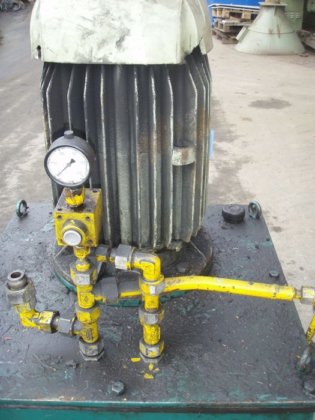 油圧ユニット 15 kW