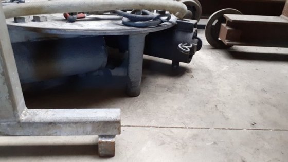 取鍋および炉用加振装置、Ø 600 mm～900 mm