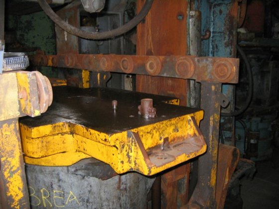 Ur benveg moullañ OSBORN 722