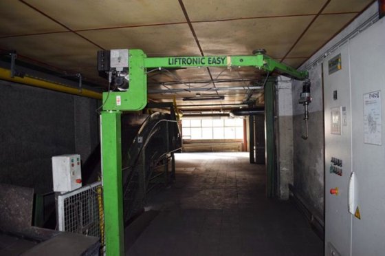 柱式回转机械手 INDEVA