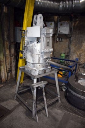 2011 Crucible handling ladle FOUNDRY