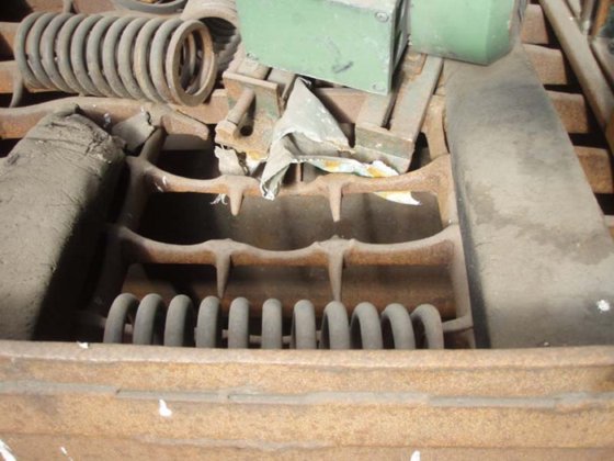 振动网格 900 x 900 毫米