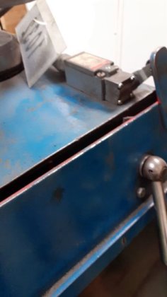 样品研磨机，带杯形研磨石 HERZOG