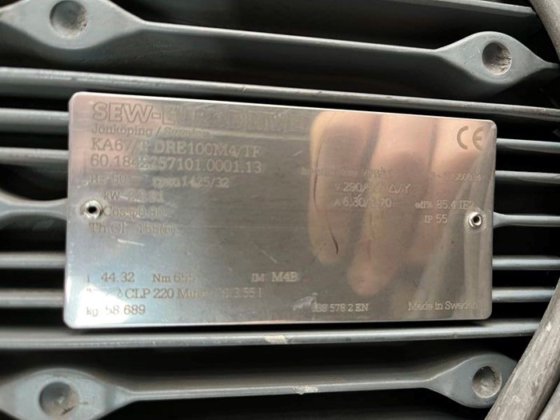 2002 胶带输送机，6700 毫米 x 600