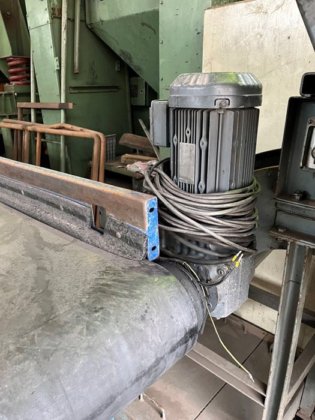 2002 胶带输送机，6700 毫米 x 600