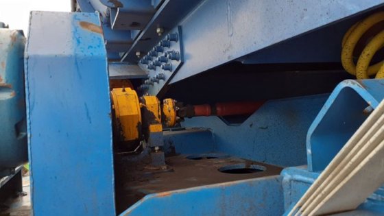 振动输送机 JML 10000mm ×2000mm