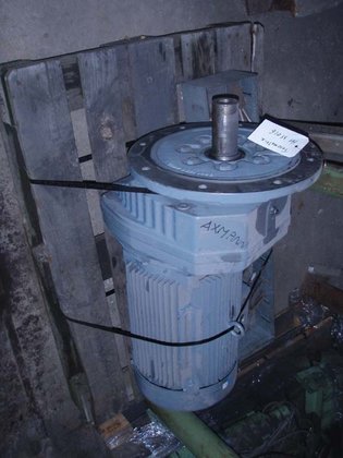 1985 Furan AXMANN 混砂机，带铰接臂 20